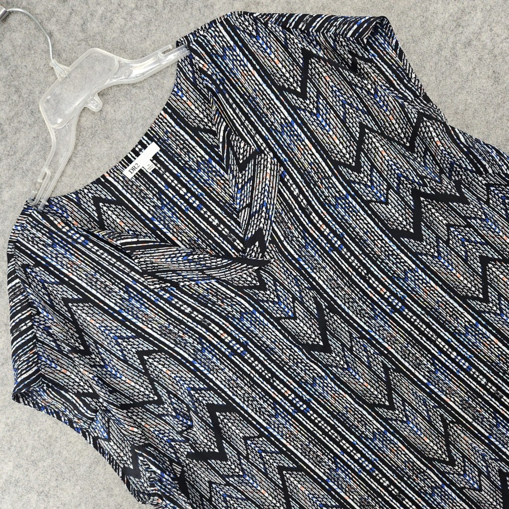 DR2 Blouse Women's 3X Black Blue Geometric Chevron V-Neck Sleeveless Lightweight